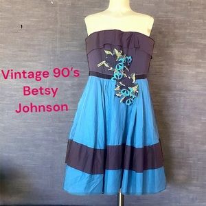 Betsey Johnson dress w petticoat ( unworn) vintage 80’s 90’s vintage